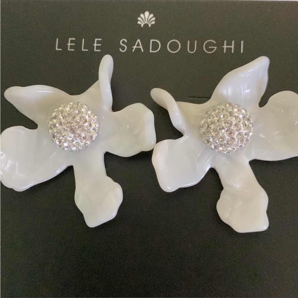 LELE Sadoughi white /ivory crystal flower large stud earrings